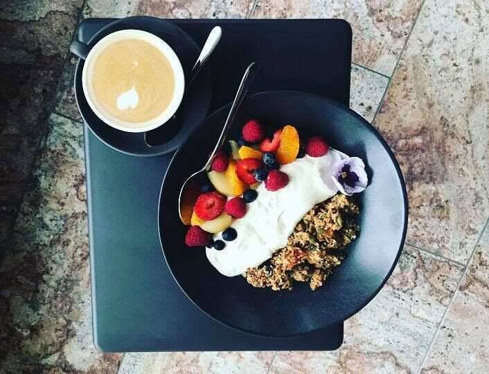 Eatons Hill 4* Brisbane